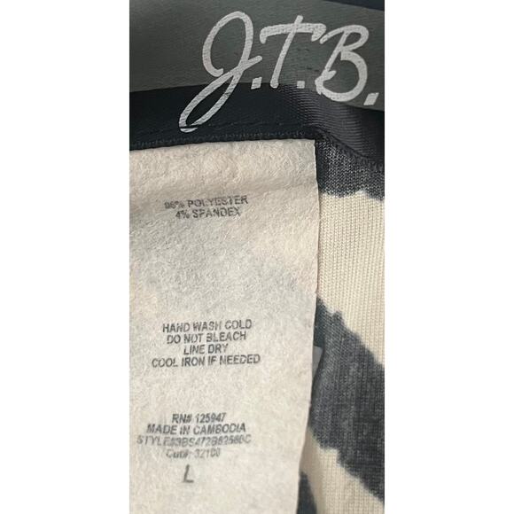 J.T.B. SHORT SLV PULL-OVER RND NECK FRINGE BLOUSE, WOMENS, L, BLACK & TAN ANIMAL - Picture 9 of 9